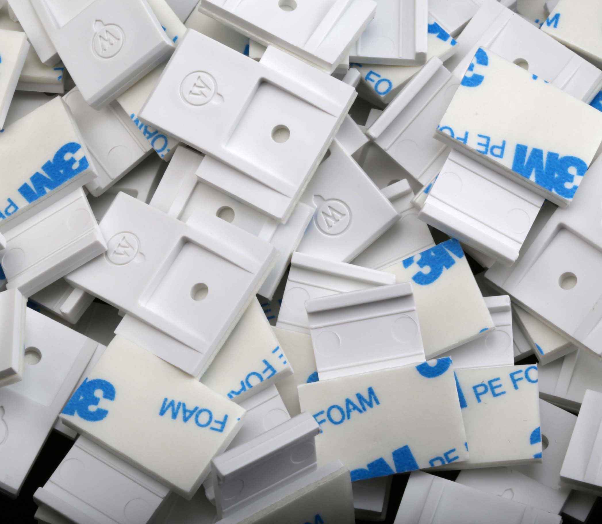 100 Pcs Screw Clips for Permanent Outdoor Lights with M3*12mm 316 Stainless Steel Screws Included Compatible with Govee Permanent Outdoor Lights H705A, H705B, H705C, H705D, H705E, H705F, H706A...