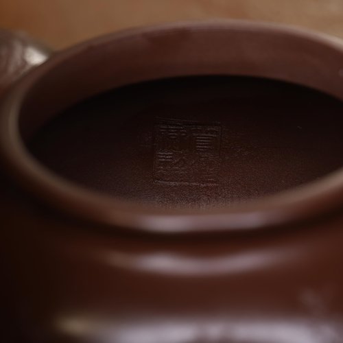 SILINE Zisha Teapot, Chinese Yixing Clay Handmade Tea Pot 11 Oz, Infuse Brew Kung Fu Loose Leaf Tea Maker (SanzuMeihua,Purple Clay)