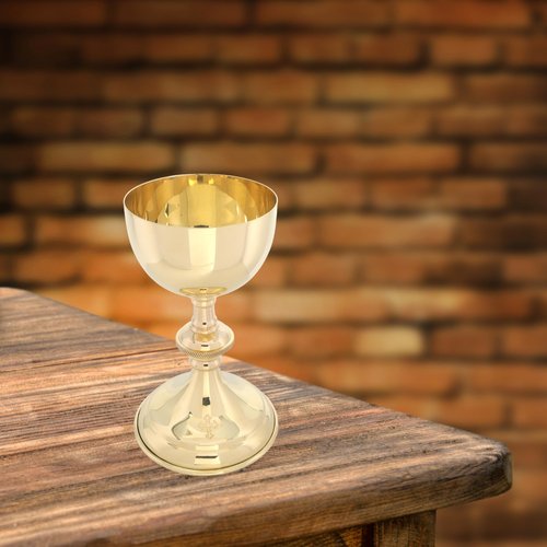Needzo Brass Chalice, Goblet for Communion and Religious Ceremonies, Catholic Church Supplies, 6 Inches by 3.75 Inches
