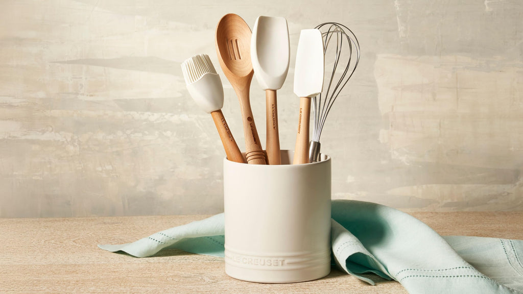 Le Creuset Stoneware Signature Straight Wall Utensil Crock, 1 qt., Shallot