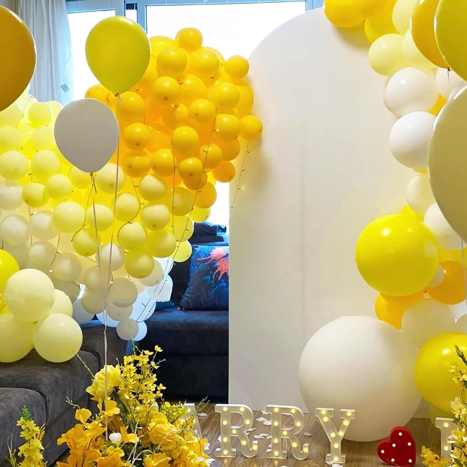 Voircoloria Pastel Yellow Balloon Garland Kit - 130pcs Latex Balloons in Various Sizes for Parties & Events