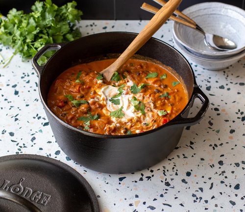 Lodge Cast Iron Cookware Set - Pre-Seasoned Skillets, Griddle & Dutch Oven - 5-Piece PFAS-Free Kitchen Essential