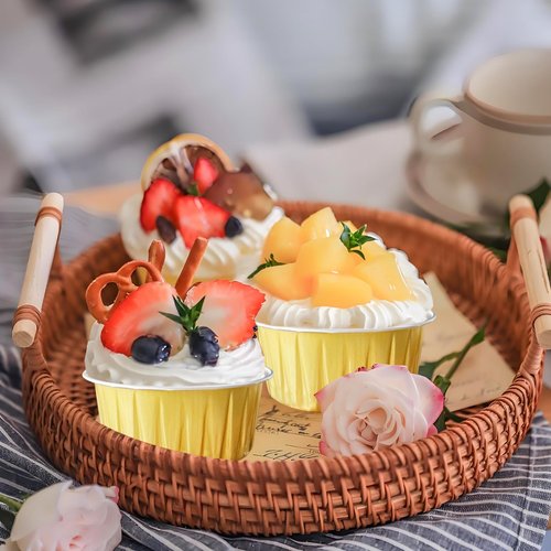 200Pcs Round Aluminum Baking Cake Pans with Clear Plastic Lids, Foil Pie Tin Tart Pans Disposable Ramekins Browni Baking Cups Dessert Cups for Wedding Birthday Party,5oz Gold