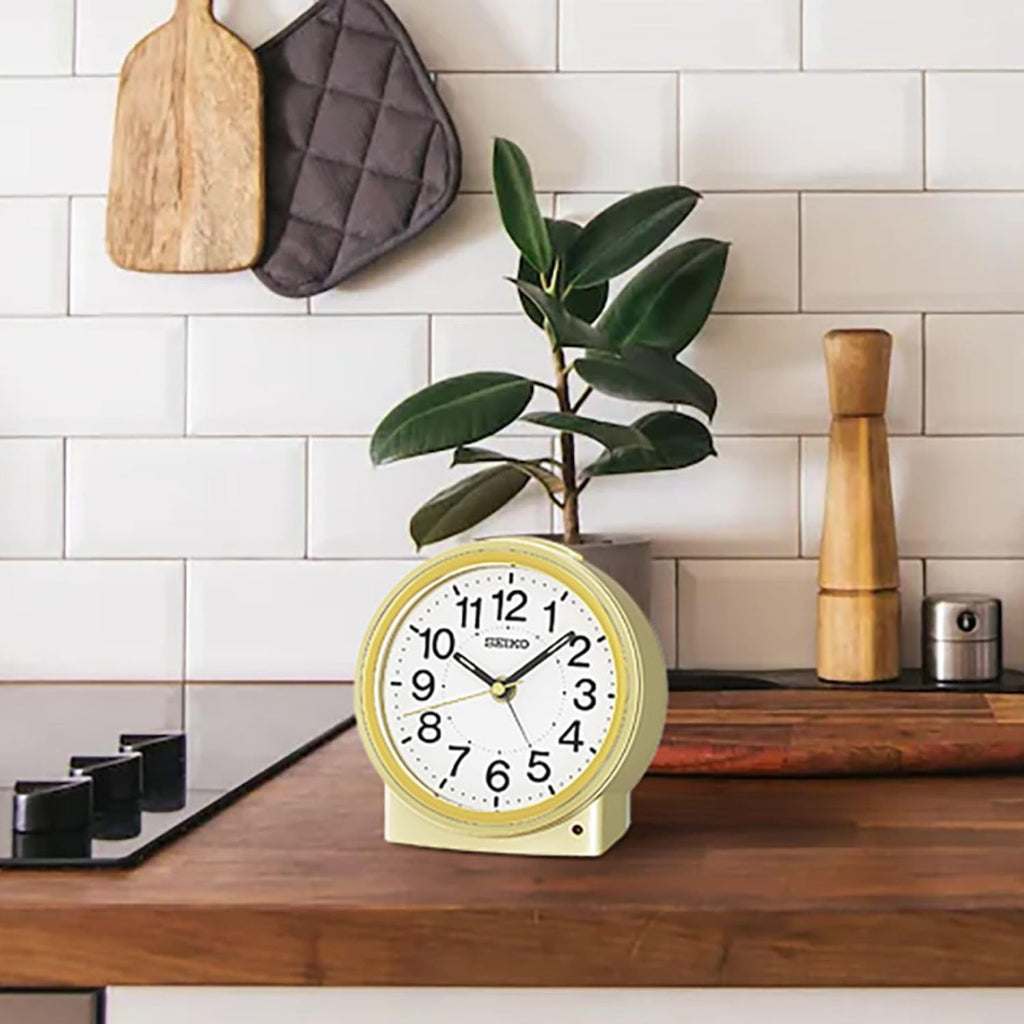 SEIKO QHE199GLH Round Classic Non Ticking Bedroom Alarm Clock, Gold, 4.6 x 4.7 Inches