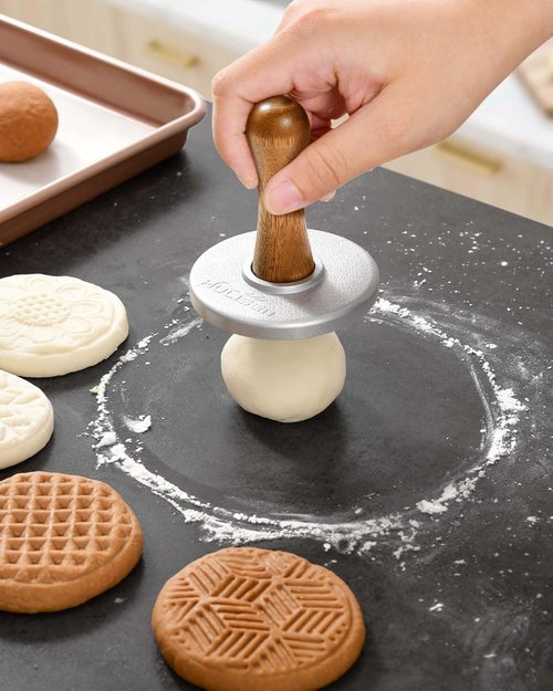 HULISEN Cookie Stamps Set - Metal Cookie Press Molds with Wooden Handle for Easy DIY Baking | Gift-Ready Set of 4