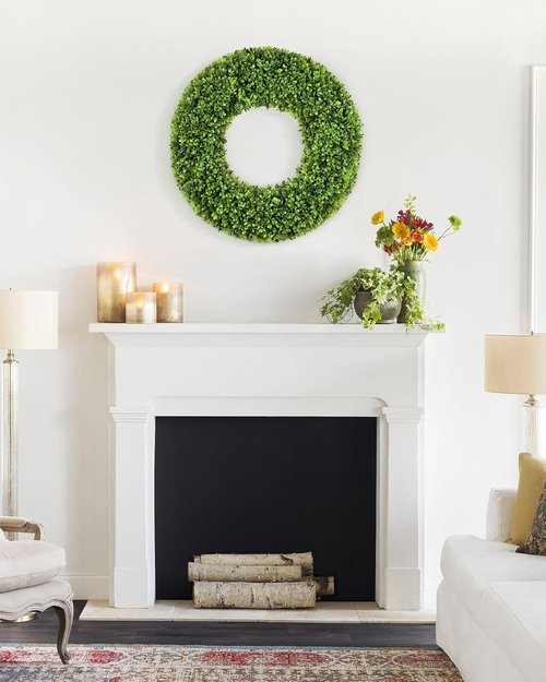 DDHS 20" Boxwood Wreath - Artificial Spring Decor for Year-Round Indoor/Outdoor Use | Green