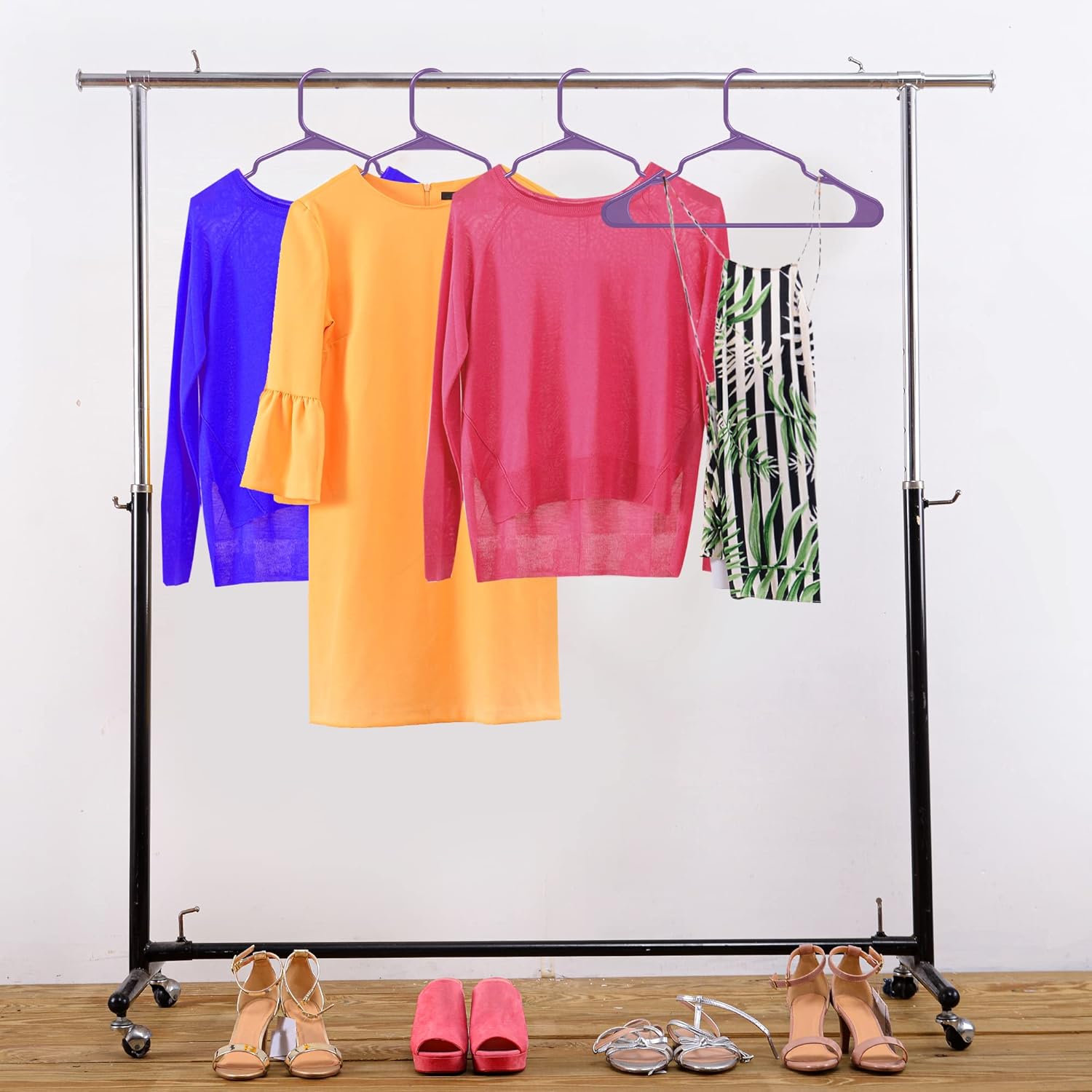 Utopia Home Plastic Hangers 100 Pack - Durable Space-Saving Clothes Hangers - Purple Closet Organizers