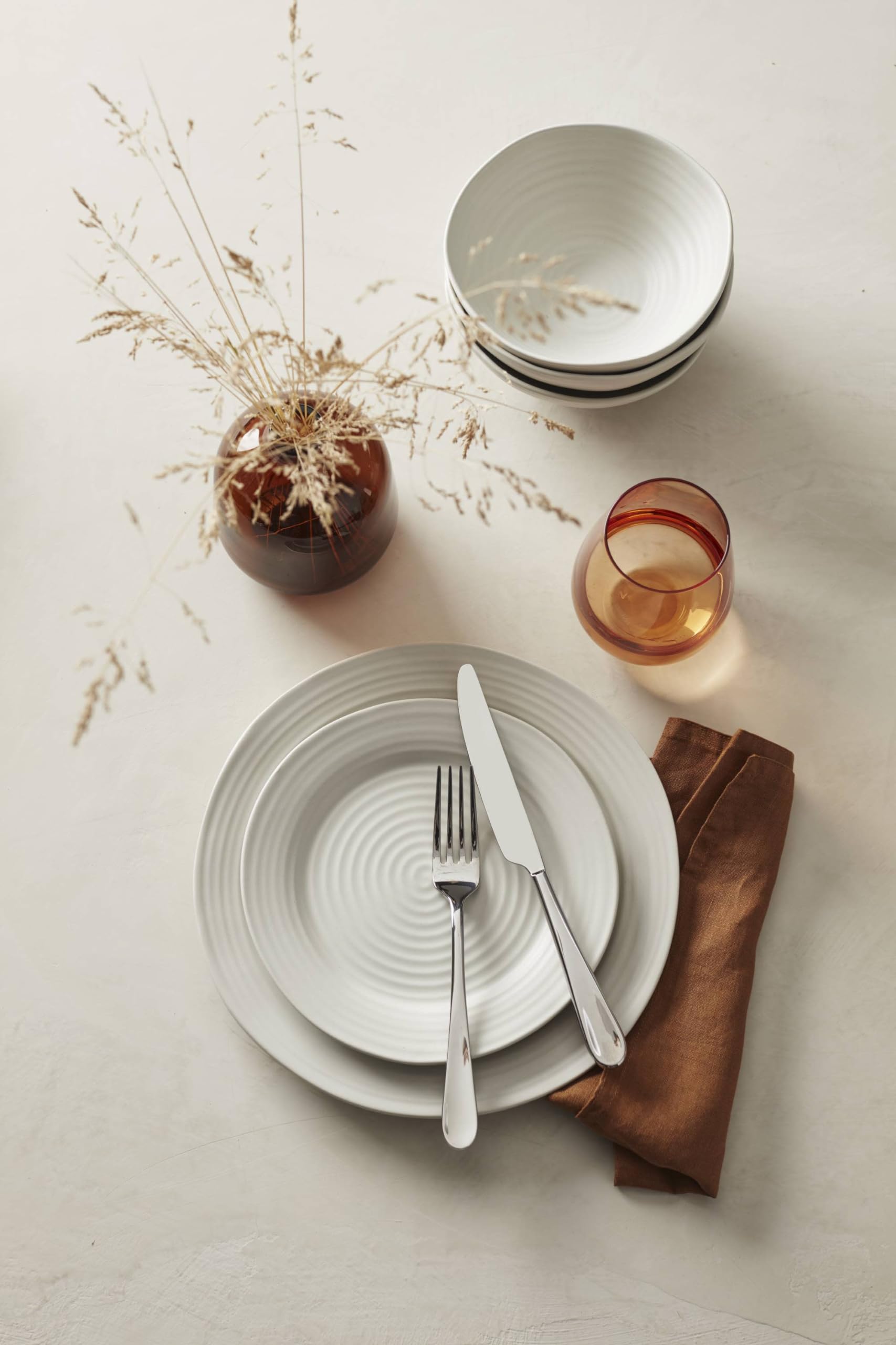 Oneida Silverware Set, Grant 20 Piece Everyday Flatware Set, Service For 4, 18/0 Stainless Steel, Dishwasher Safe, Knives Spoons And Forks Set, Dishwasher Safe, Home And Kitchen (Silver, 20 Pieces)