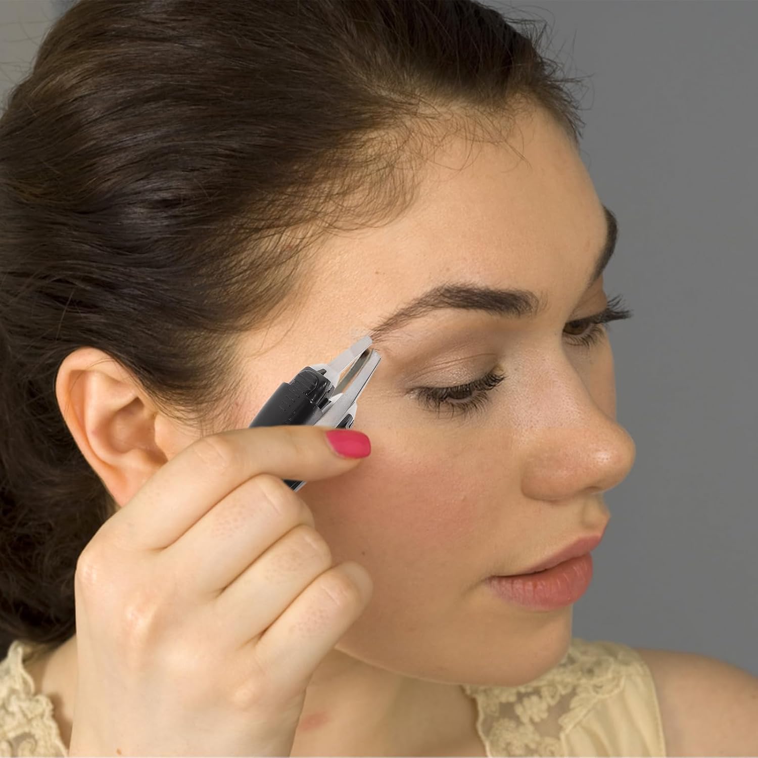 Skiennix Automatic Eyebrow Tweezers Set - Professional Retractable Design for Effortless Hair Removal