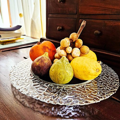 Eliada Set of 4 Clear Glass Charger Plates 12.4” – Elegant Thick Dinner Chargers Handmade in Italy – Luxury Transparent Glass Plates for Weddings, Holidays & Everyday Dining