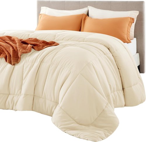 Bedsure Comforter Duvet Insert - All-Season Queen Size Quilted Down Alternative Bedding, Cream 88 x 88 Inches