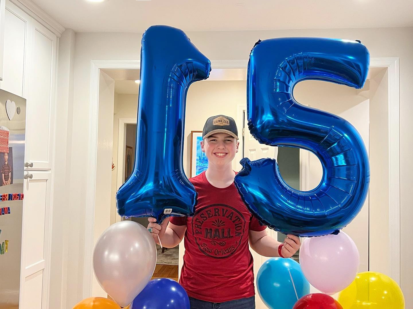 Number 15 Balloon by [Brand Name] - 40-Inch Navy Blue Birthday Decoration for 15th Celebration