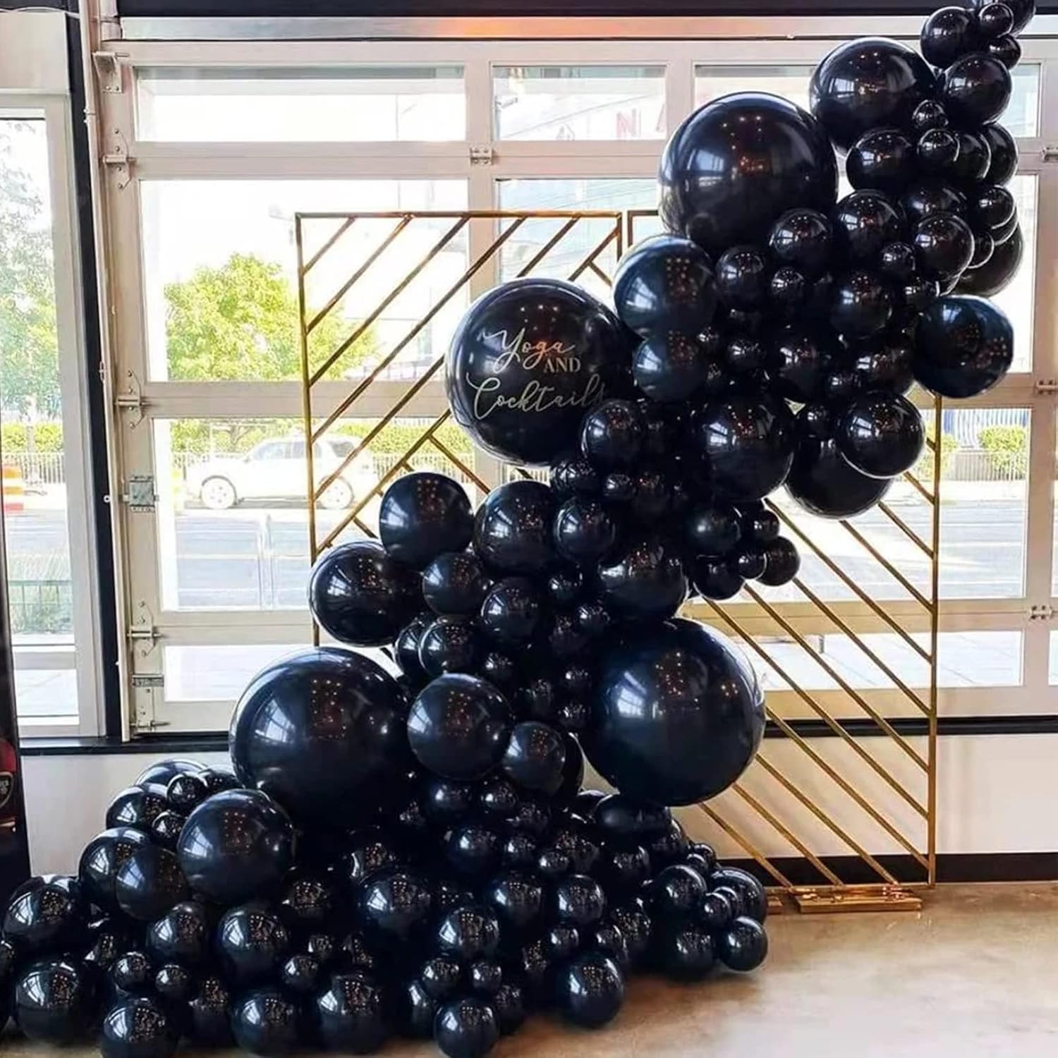 Voircoloria 130-Piece Black Latex Balloons Set - Various Sizes for Birthday, Graduation & Holiday Celebrations