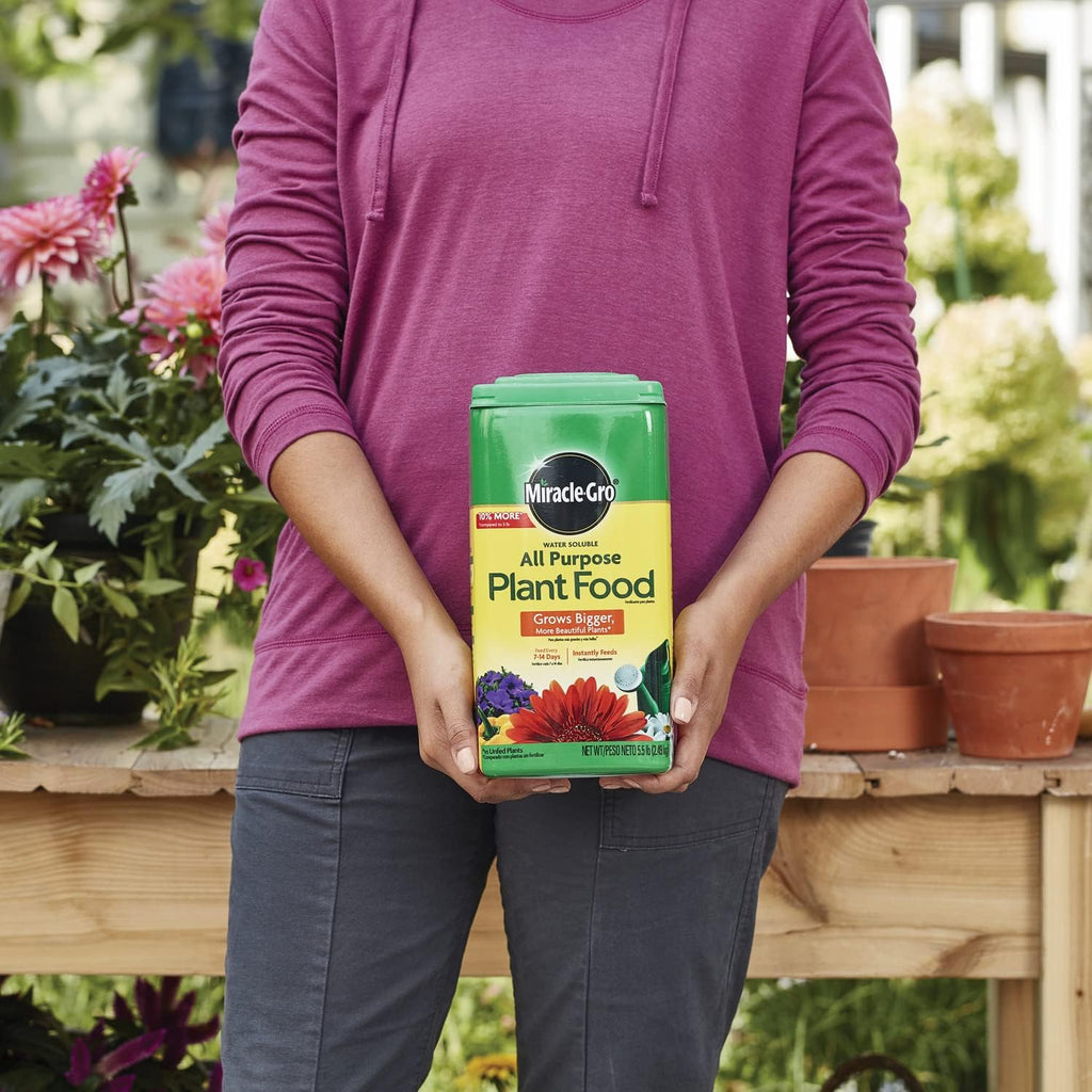 Miracle-Gro All-Purpose Plant Food - Water Soluble Fertilizer for Indoor & Outdoor Plants | 5.5 lbs