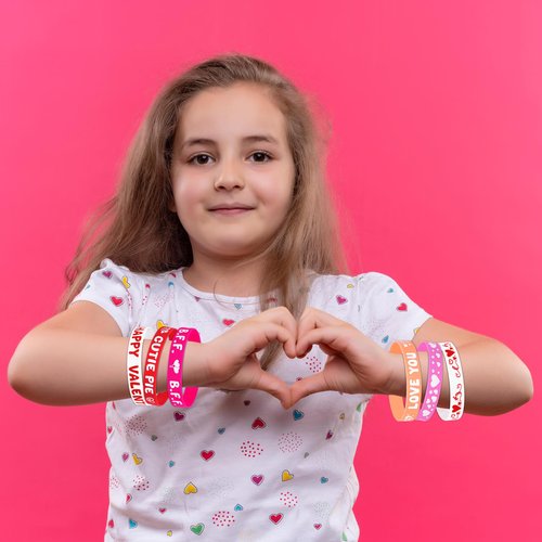 Moon Boat 144PCS Valentine's Day Silicone Bracelets Bulk Pink Red Love Heart Rubber Wristbands for Adults Valentines Wedding Party Decorations