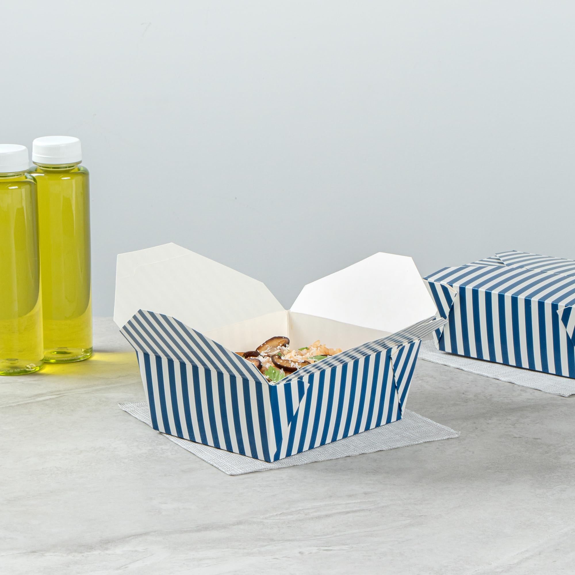 Restaurantware-Bio Tek 6.7 x 5.5 x 2.6 Inch Food Containers, 200 Durable Takeaway Boxes - Disposable, Striped, Blue And White Paper 45 Ounce Takeout Boxes, Rectangle, For Takeouts And Delivery