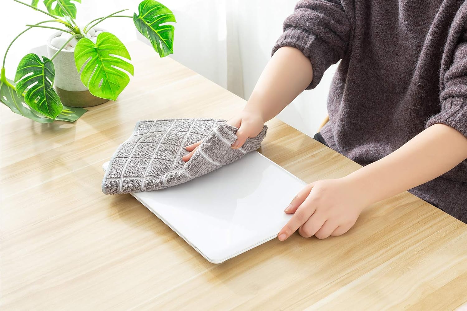 Microfiber Dish Towels - Super Absorbent & Lint-Free Kitchen Towels - 8 Pack, Gray Lattice Design, 26 x 18 Inch