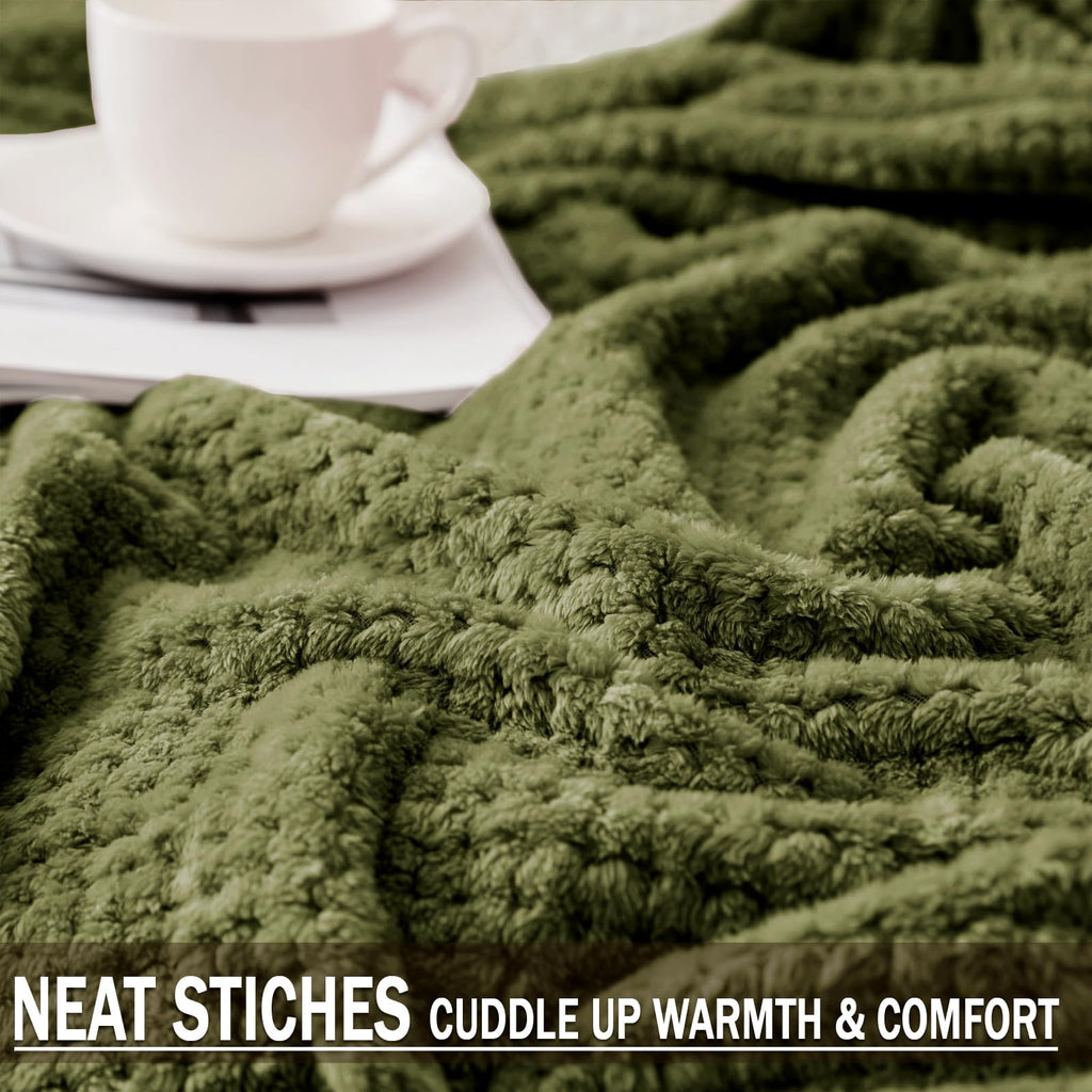 Exclusivo Mezcla Fleece Throw Blanket Extra Large, Super Soft and Warm Blankets for Couch, Sofa and Bed Waffle Textured, Cozy, Fuzzy and Lightweight (Olive Green, 50x70 Inches)