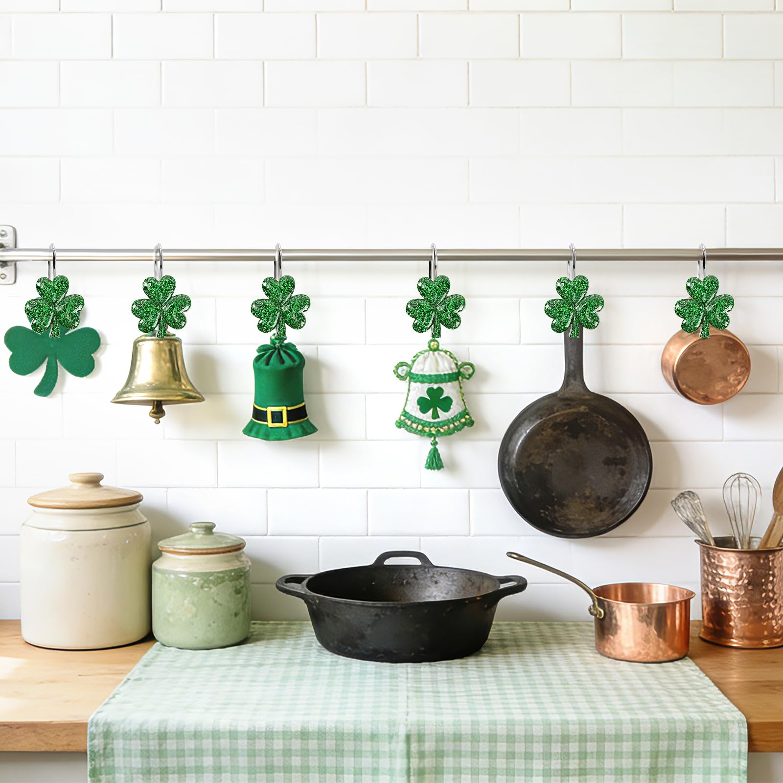 BOARDFEB Sparkling Shamrock Shower Curtain Hooks, 12Pcs St. Patrick's Day Decor with Glitter Clover Design for Festive Bathroom Party Accents