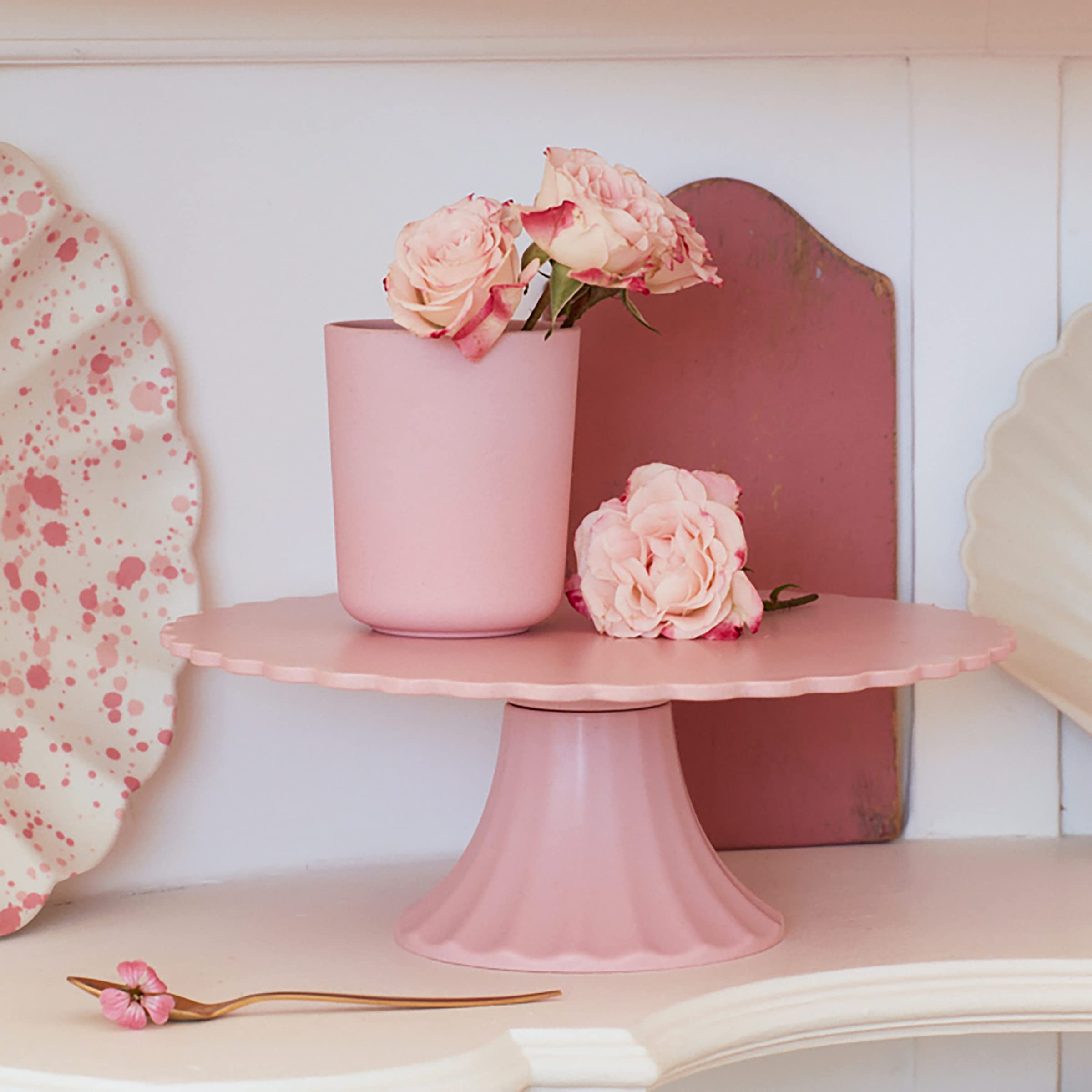 Meri Meri Medium Pink Reusable Bamboo Cake Stand (Pack of 1)