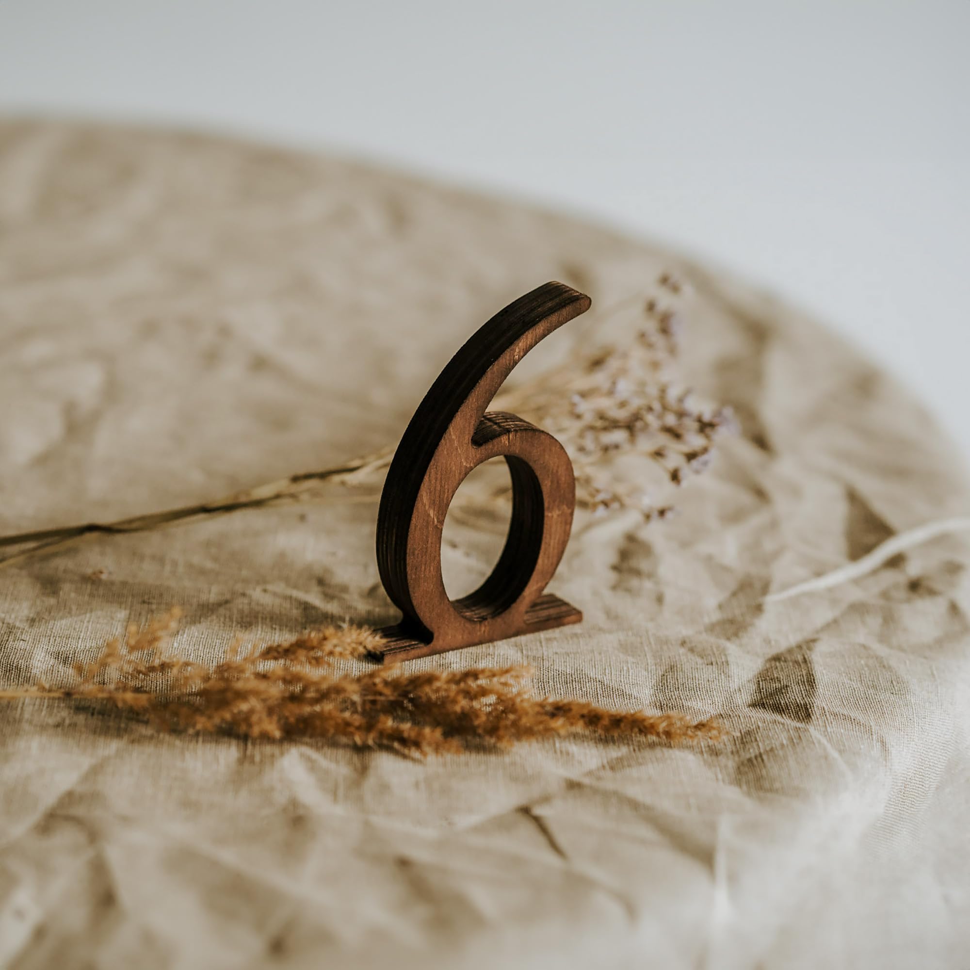 Wooden Wedding Table Numbers 1-10, Rustic Table Number Signs for Reception, Party, Banquet, Event Centerpieces, Self-Standing Wood Numbers with Base, Elegant Décor for Restaurant or Bridal Shower
