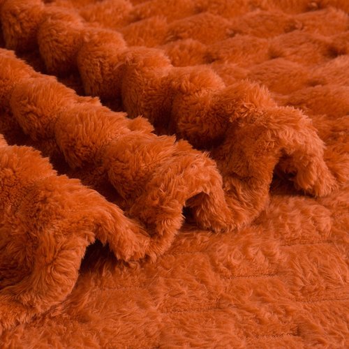 Vessia Flannel Fleece Throw Blanket, 3D Jacquard Burnt Orange Fuzzy and Warm Blanket for Couch, Sofa, Bed, 300GSM Super Soft Touch Cozy Home Decor for All Seasons (50x40 inches)