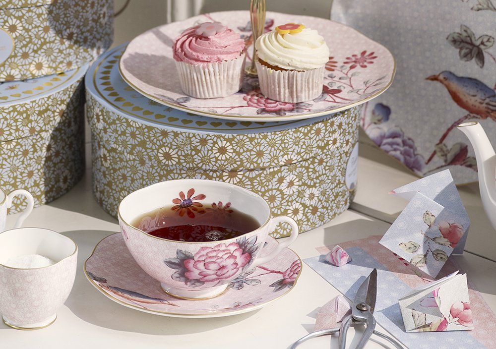 Wedgwood Cuckoo Teacup & Saucer Set