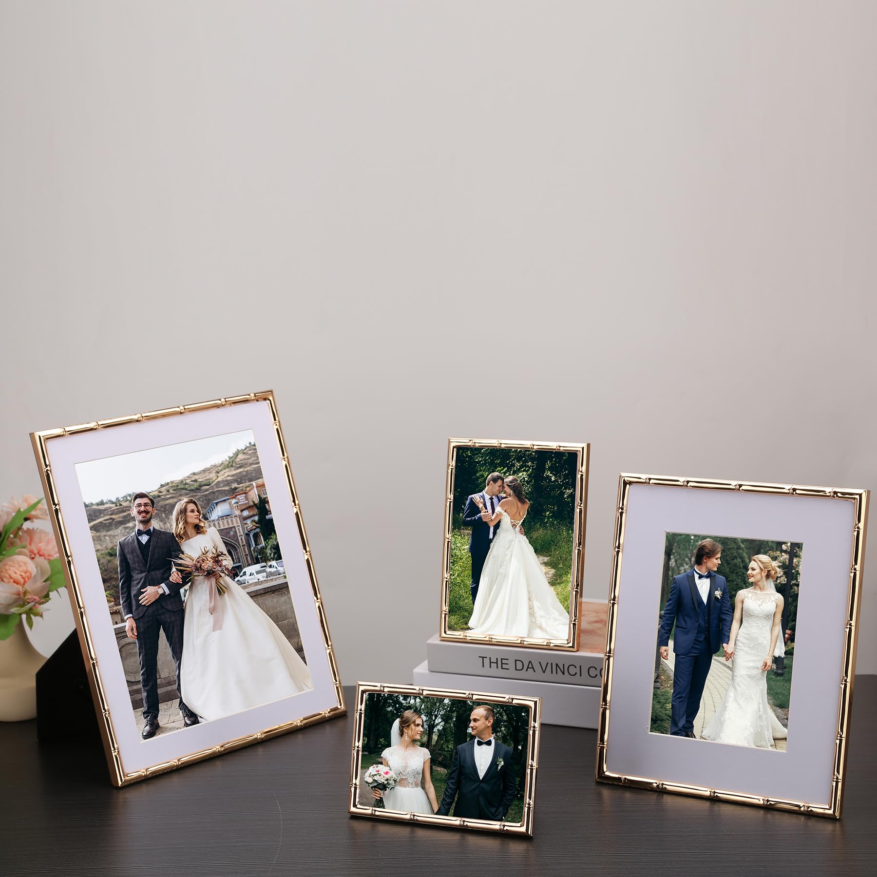 YiPinYin 8x10'' Bamboo Detail Gold Metal Picture Frame with Acid Free Mat for 5x7'' Set of 2,Narrow Gold Plated Photo Frames 5 x7'' With Soft Touch Velvet Backing for Desktop and Wall Décor