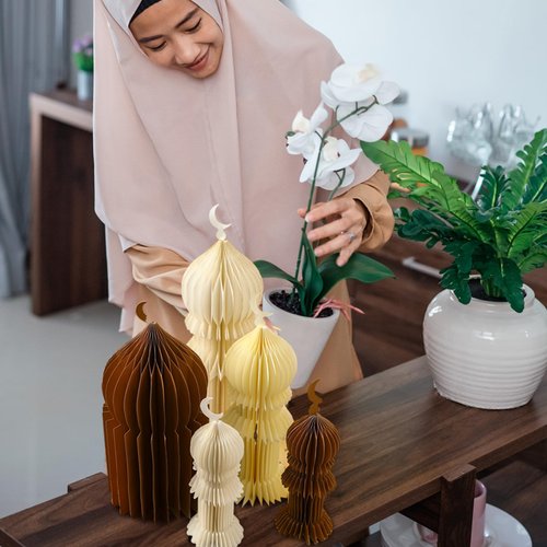 Watersay 7 Pcs Ramadan Table Decor 3D Masjid Honeycomb Centerpiece Eid Mubarak Party Decoration Kareem Islamic Eid Al Fitr Decor Ramadan Mubarak Table Topper Party Supplies(White, Gold, Browm)