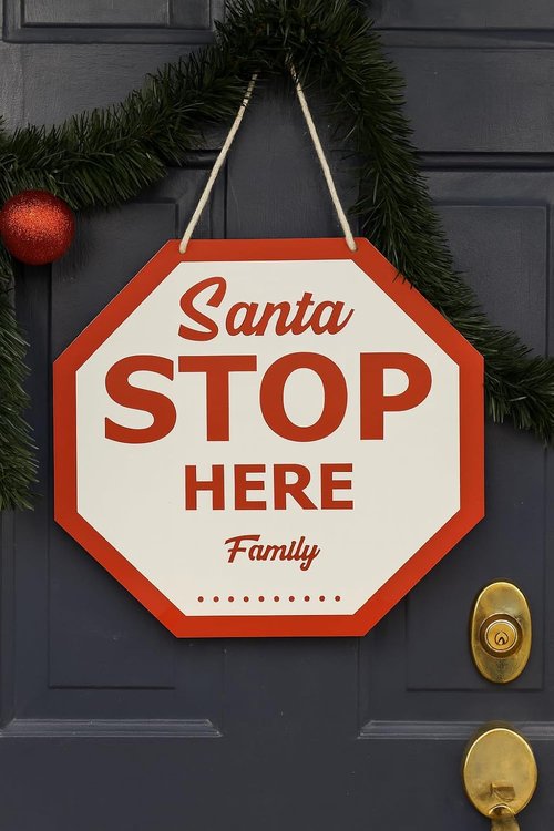 Christmas Santa Please Stop Here Sign - Wooden Front Door Hanger for Holiday Home Decor