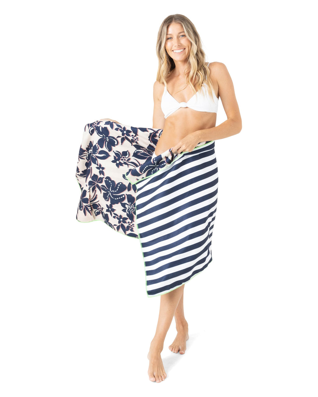 Roxy Women's Cabana Beach Towel – Soft & Absorbent, Quick-Dry, Oversized 60" x 30" Pool & Bath Towel for Beach, Pool, and Travel, Mood Indigo, OS