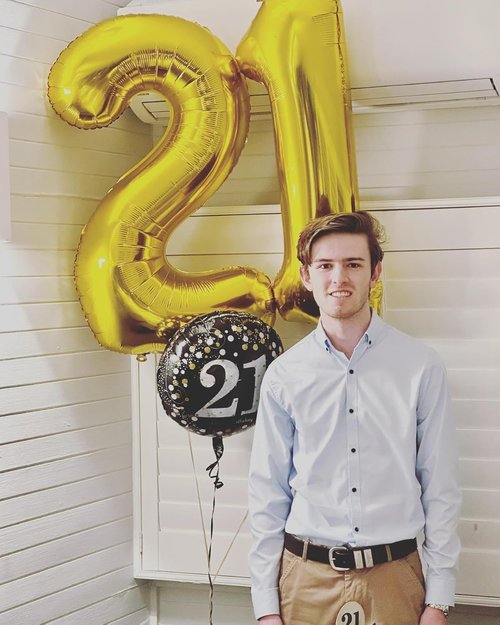 Gold Number 20 Balloon - 40 Inch Golden Birthday Decoration for 20th Party Celebrations
