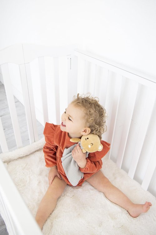 Pearhead Teddy Bear Baby Lovey, Soft Organic Cotton Muslin Security Blanket for Newborns & Toddlers, Plush Bear Snuggle Toy, Gender-Neutral Easter & Spring Baby Gift