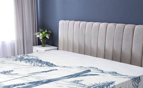 Ambesonne Winter Fitted Sheet, Sketchy Graphic of a Downhill Ski Elements in Snow Relax Calm View, Soft Decorative Fabric Bedding All-Round Elastic Pocket, Twin Size, White Blue