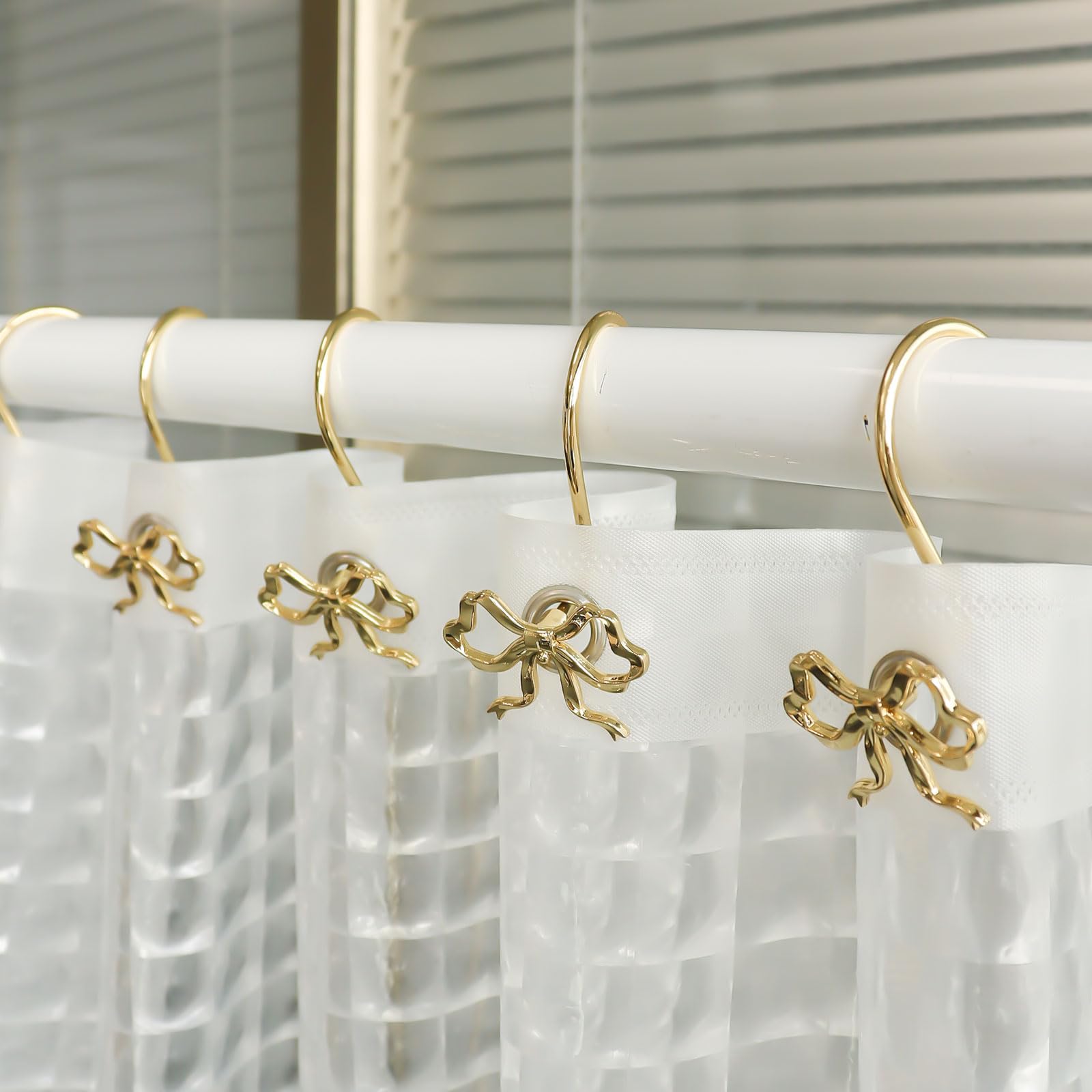 Bow Decorative Shower Curtain Hooks, Fshion Bowknot Shower Curtain Rings, Modern Bow Shower Curtain Hangers, 12PCS Shower Hooks for Shower Curtain, Home Decor, Bathroom, Bedroom, Living Room (Gold)