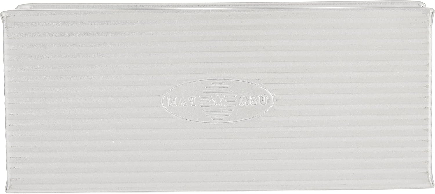 USA Pan Pullman Loaf Pan - Nonstick & Quick Release Coating, 9 x 4 Inch, Made in the USA