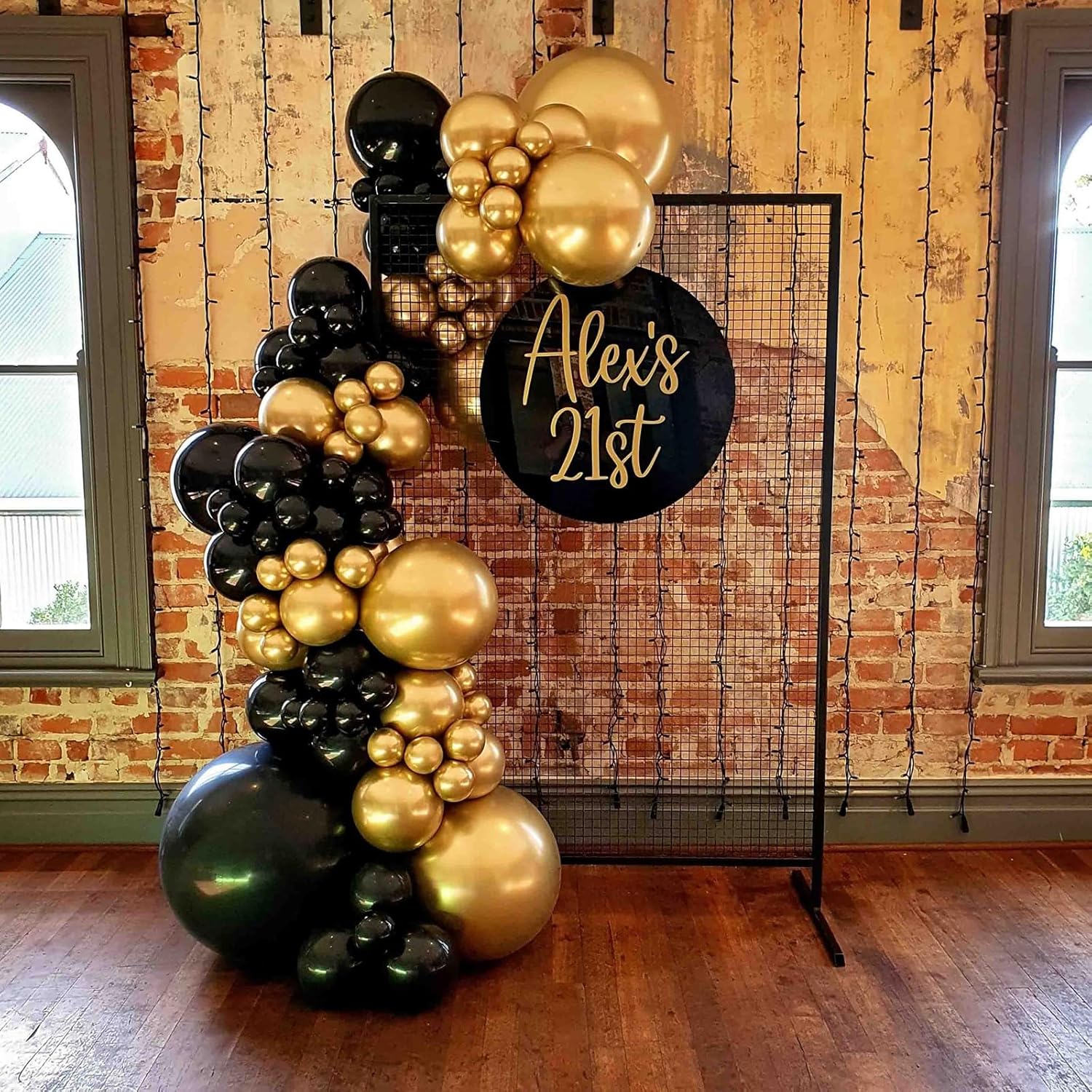 Voircoloria 148-Piece Black and Gold Balloon Garland Arch Kit - Perfect for Graduation, Birthdays & Anniversaries