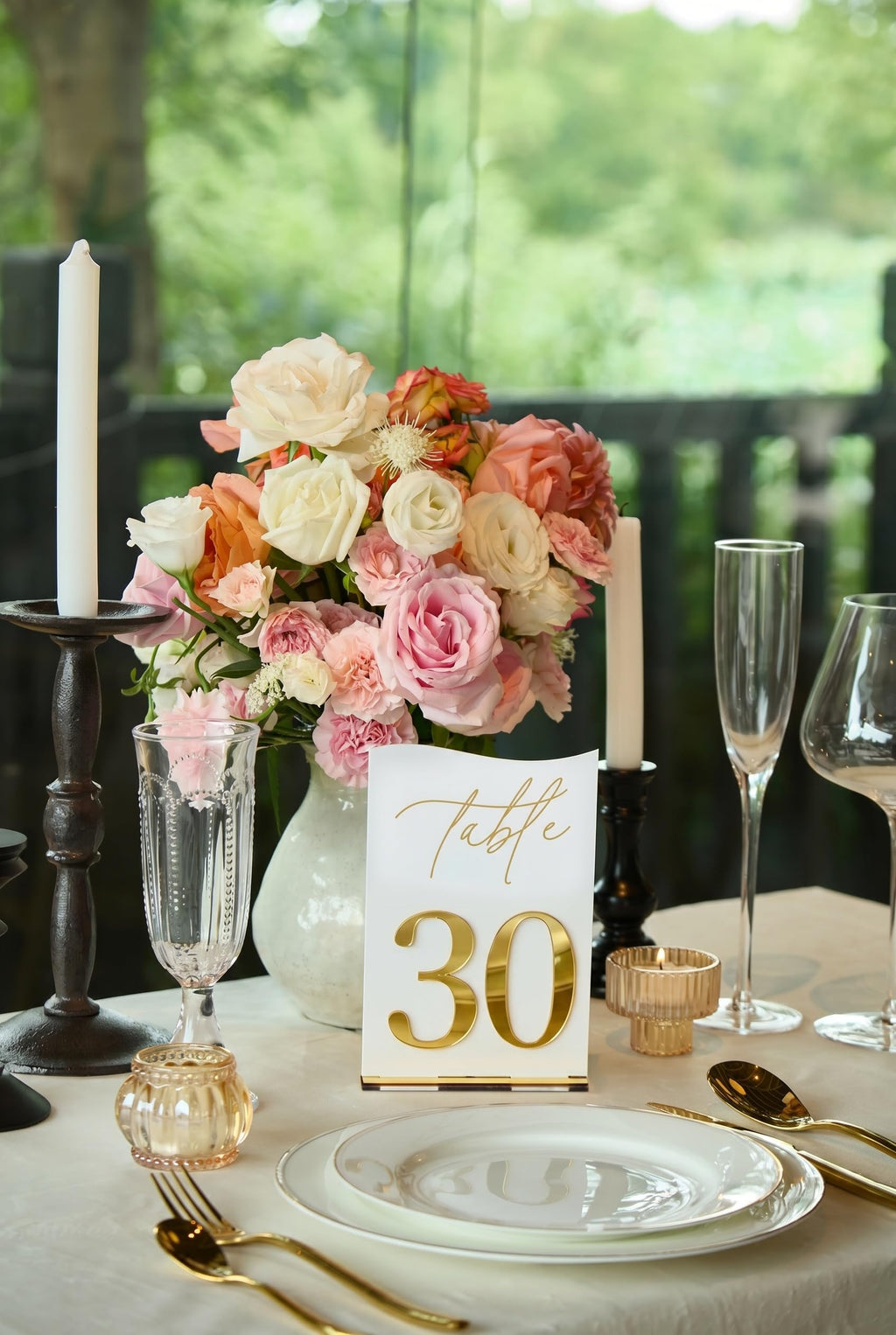 Gold Mirrored Acrylic Wedding Table Numbers 1-30 Set, Self-Standing Modern Arched Signs for Reception Seating, Anniversary & Bridal Shower, Elegant Wedding Decor (5x7 Inches)