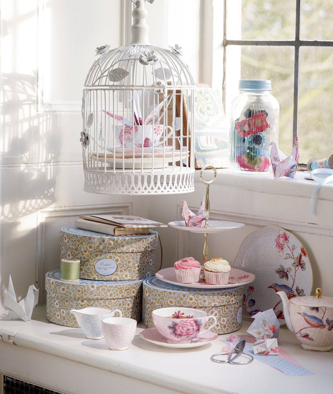 Wedgwood Cuckoo Teacup & Saucer Set