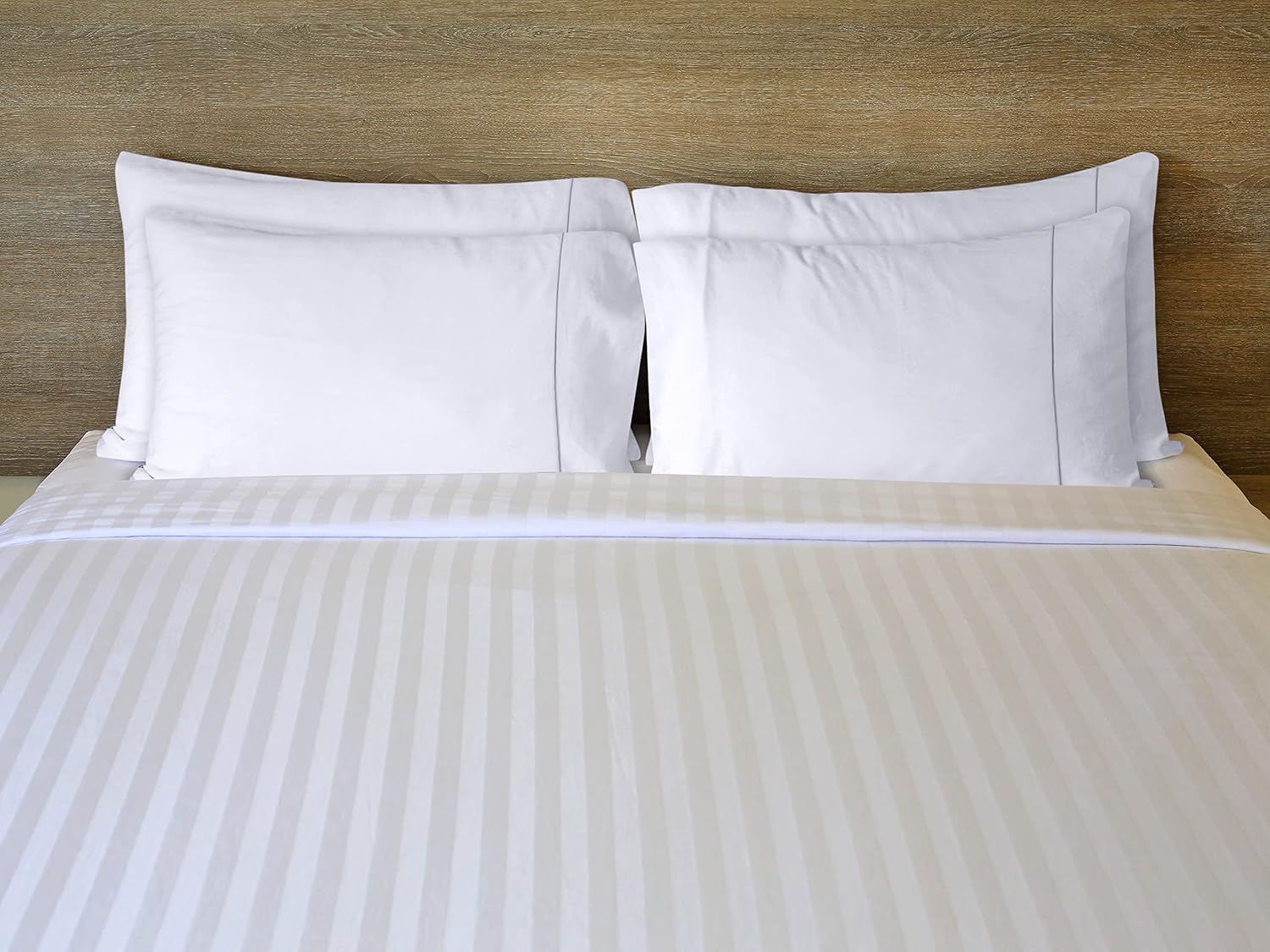 Utopia Bedding Queen Pillow Cases - Soft Brushed Microfiber - 20 X 30 Inches - 80 Pack, White