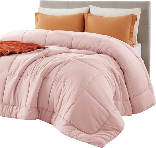 Bedsure Comforter Duvet Insert - All-Season Quilted Queen Size Bedding, GentleSoft Down Alternative, Pink 88 x 88 Inches