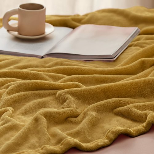 Bedsure GentleSoft Fleece Blanket - Lightweight Plush Cozy Twin Size Yellow Blanket for Bed & Travel | 60x80 Inches