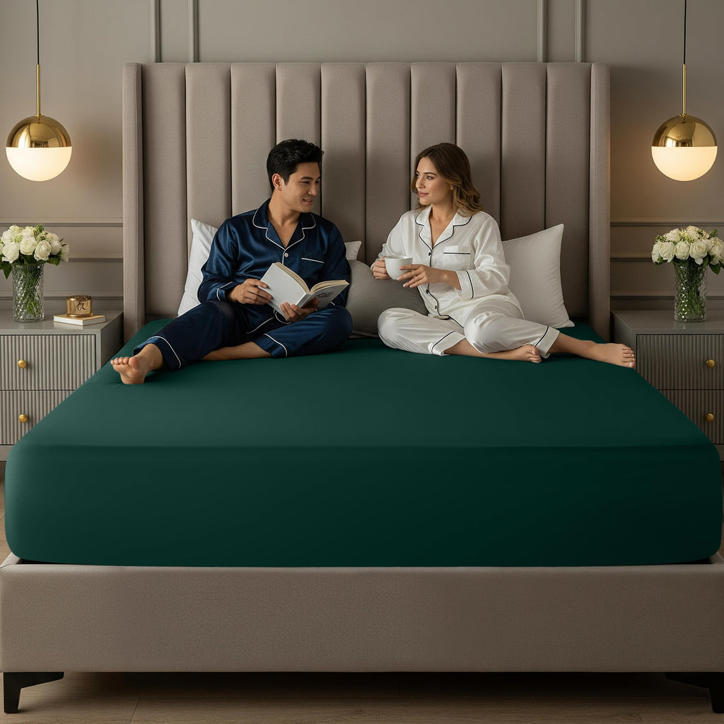 Utopia Bedding Extra Deep Pocket Queen Fitted Sheet, Fits up to 21 Inch Mattress - Hotel Luxury, Soft, Breathable and Comfy - Shrinkage and Fade Resistant - Easy Care (Emerald)