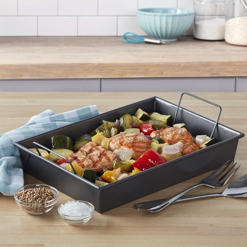 Chicago Metallic Non-Stick Roast Pan - 13-Inch by 9-Inch with Convenient Non-Stick Rack