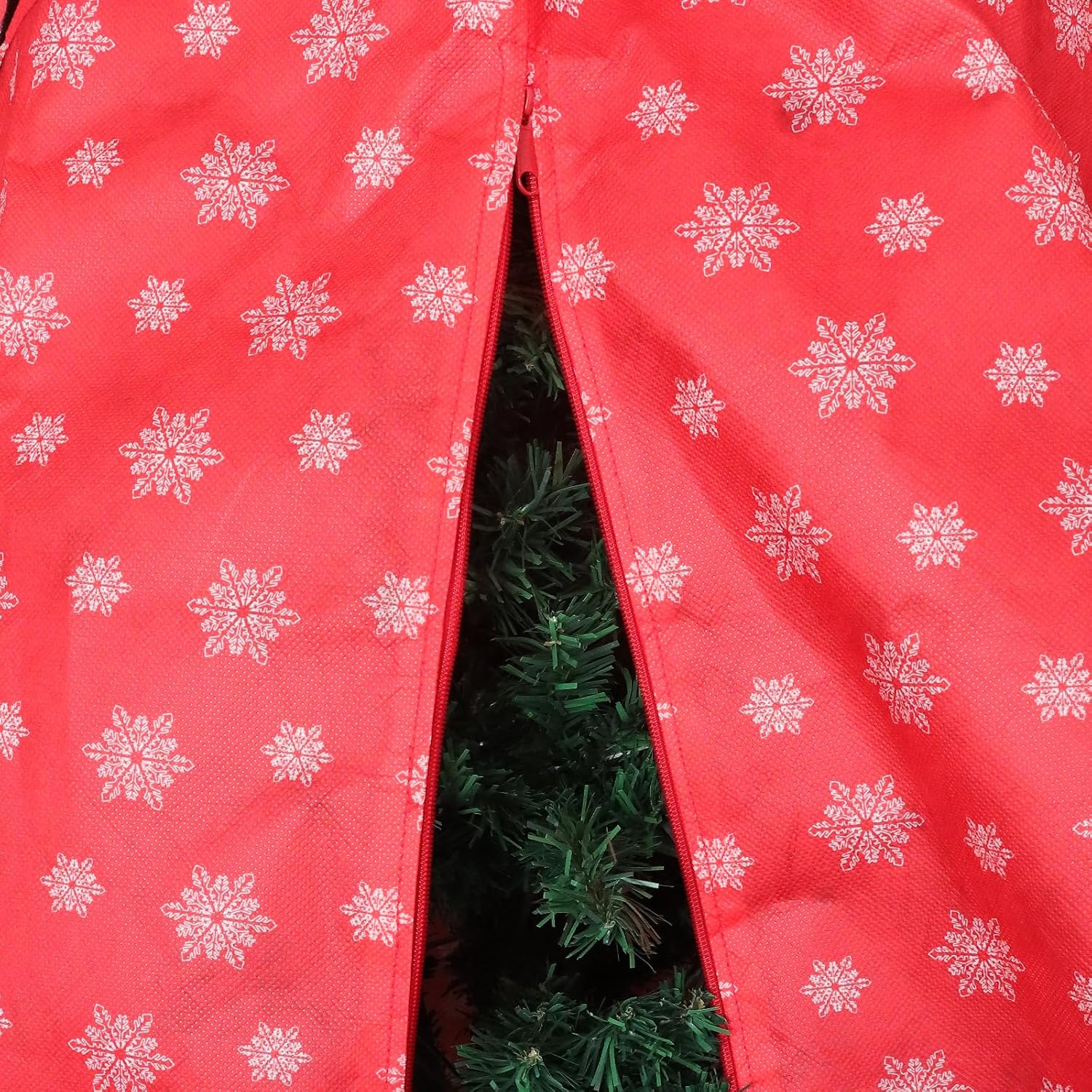Skiennix Christmas Tree Cover - Durable Storage Bag with Zipper & Drawstring for 6-Foot Trees | Dustproof Red Snow Print