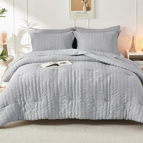 HYMOKEGE Queen Comforter Set - Lightweight 3-Piece Bedding Set with Soft Down Alternative - Light Grey