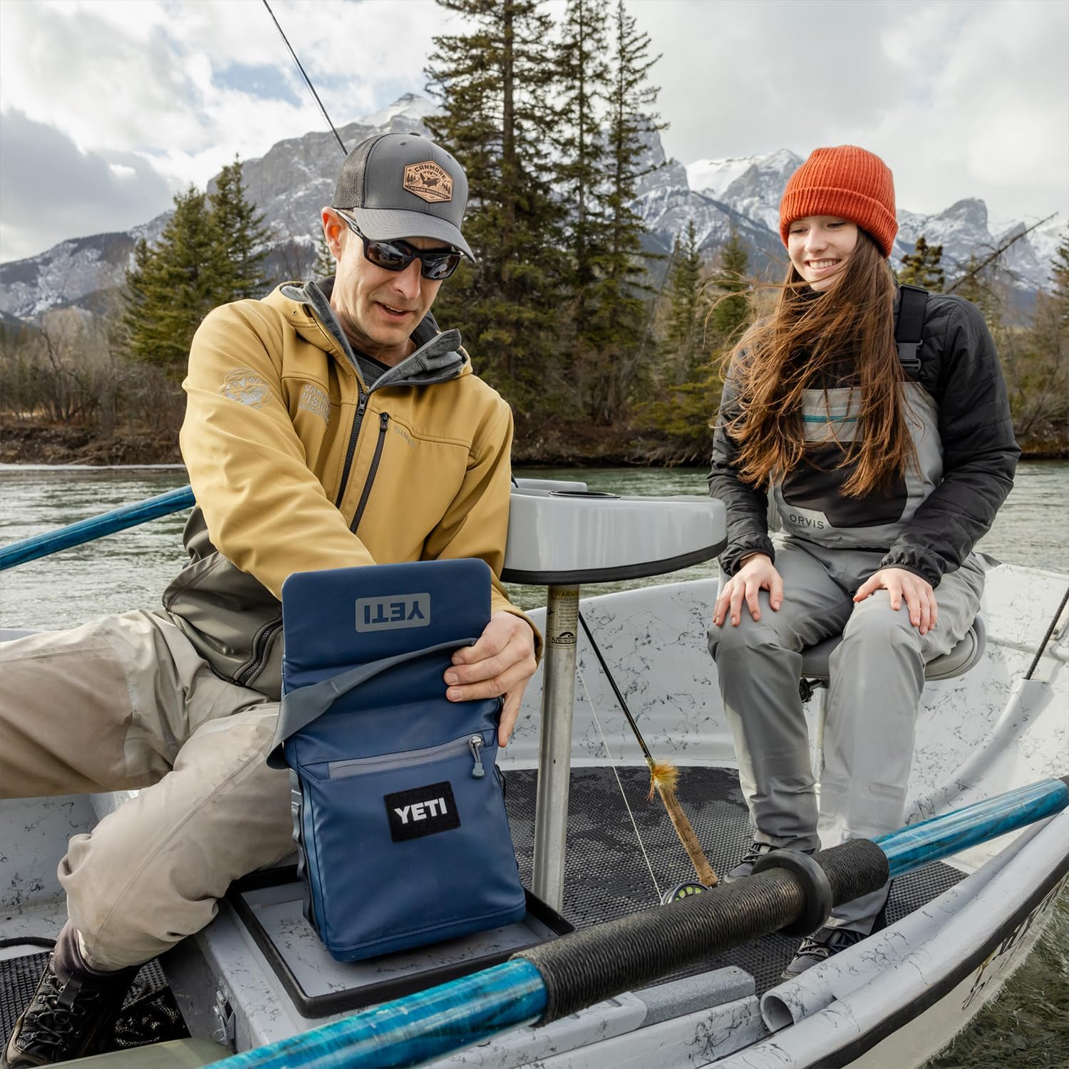 YETI Daytrip 6L Insulated Soft Cooler - Portable Lunch Bag in Charcoal for Outdoor Adventures