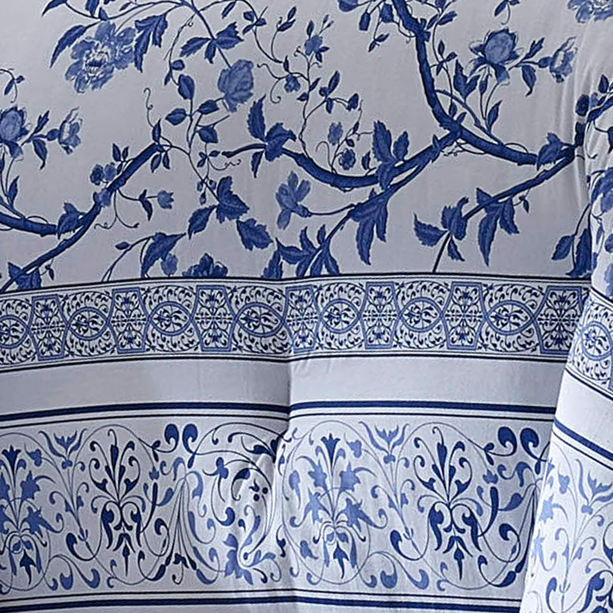 Laura Ashley - King Duvet Cover Set, Reversible Cotton Bedding with Matching Shams, Home Decor for All Seasons (Charlotte Blue, King)
