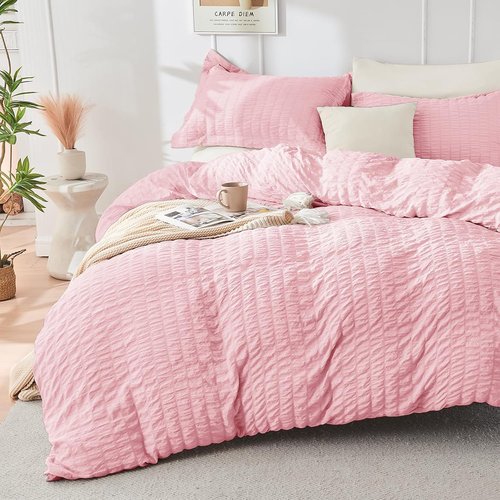 HYMOKEGE King Size Comforter Set - 7-Piece Seersucker Luxury Bedding in Pink/Ivory for All Seasons
