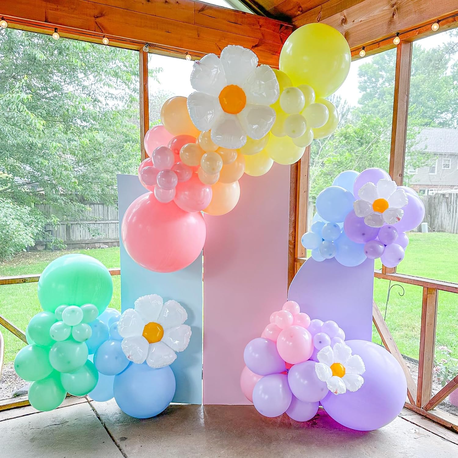 Voircoloria Light Pink Balloon Garland Kit - 90 Pack in Various Sizes for Birthday Parties, Baby Showers & Weddings